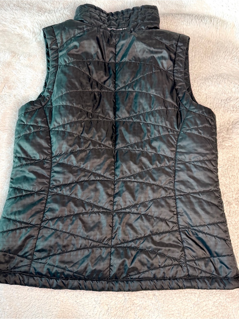 Columbia Metallic Black Insulated Vest - Picture 4 of 4
